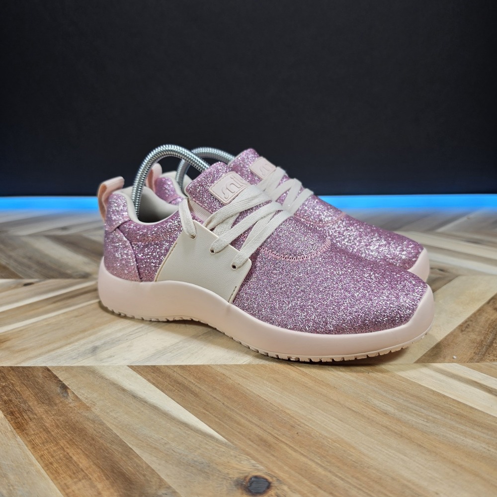 Snibbs Spacecloud 2.0 Pink Raining Diamonds Silver Women's Size 9 Hospitality